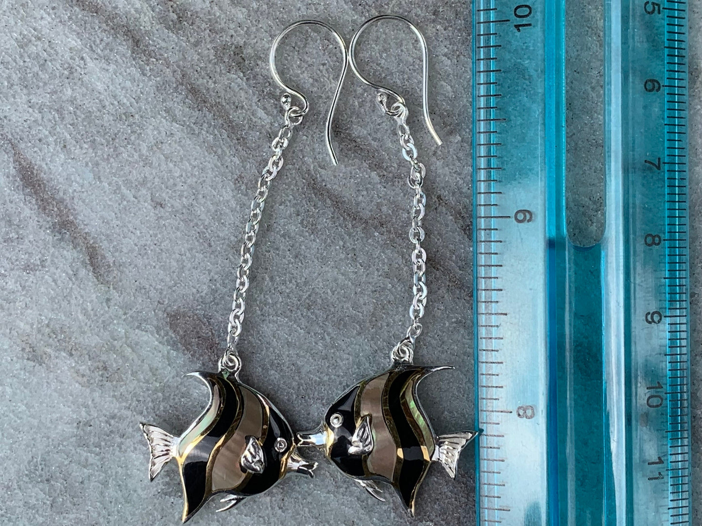 Fish Moorish Idol Hawaiian Tropical Earrings. Sterling Silver, Mother of Pearl.