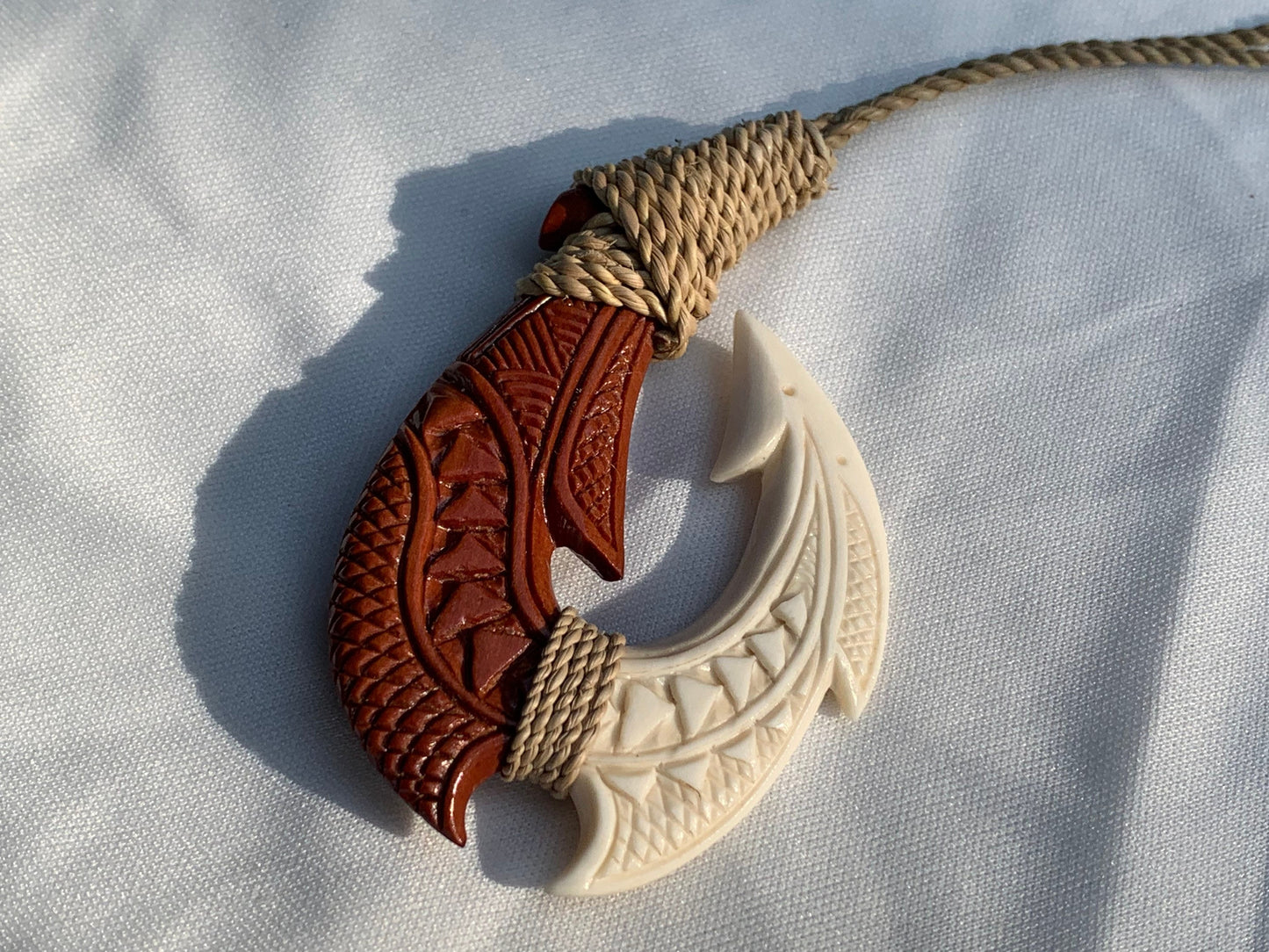 Hawaiian Makau Polynesian Matau Maui Carved Fish Hook Necklace. Bone, Wood.