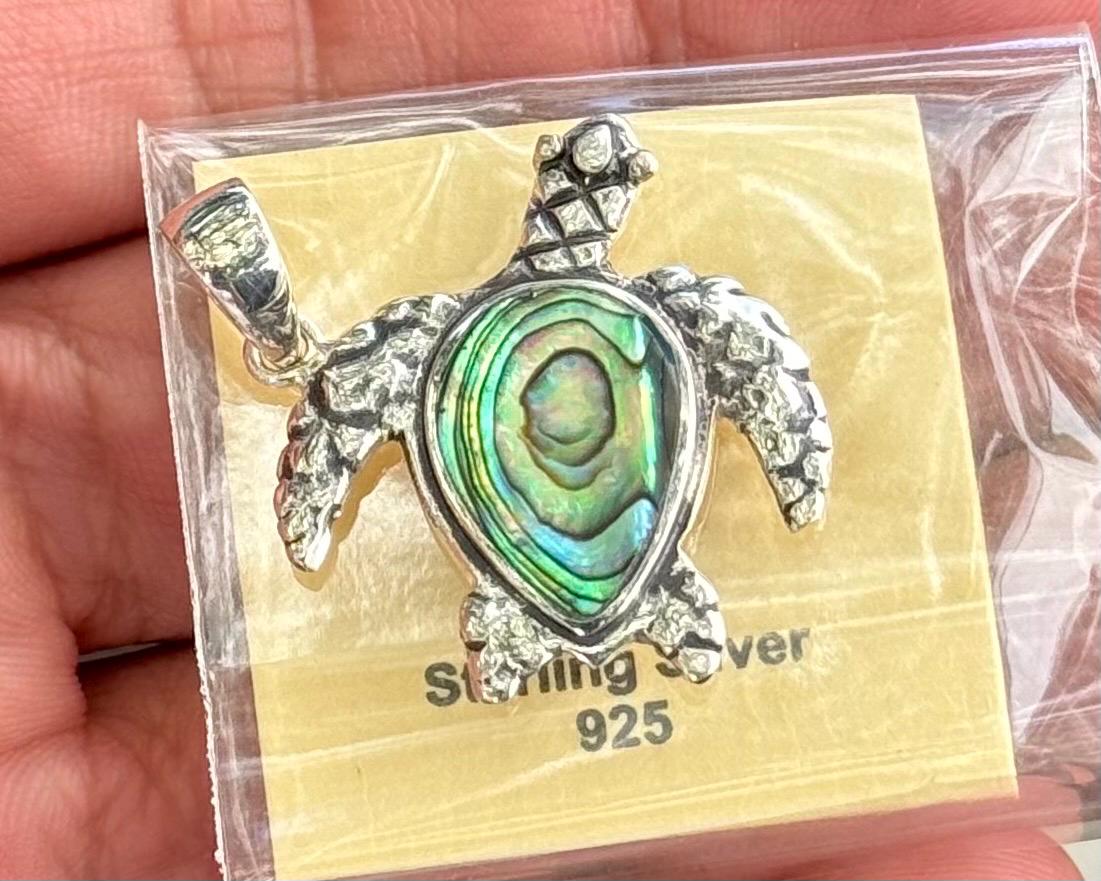 Turtle - Hawaiian Honu - Necklace Pendant. Sterling Silver, Abalone Shell.