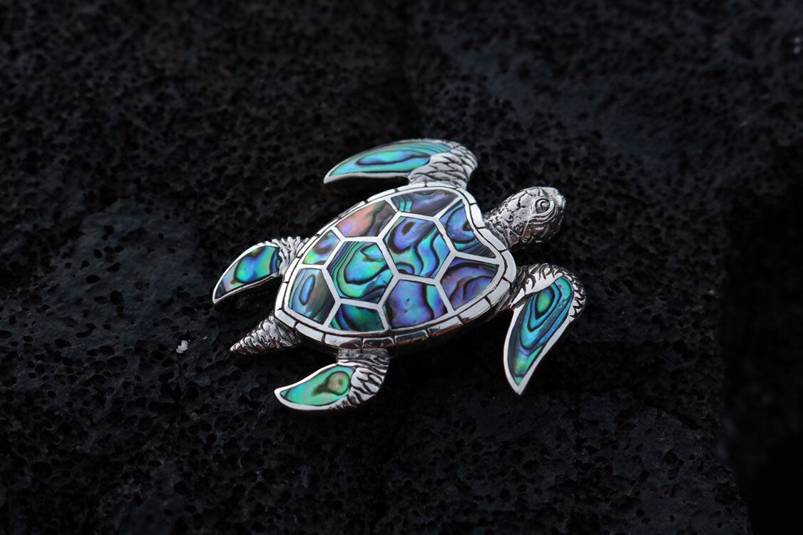 Green Sea Turtle Necklace Pendant. Hawaiian Honu. Sterling Silver, Abalone Shell.