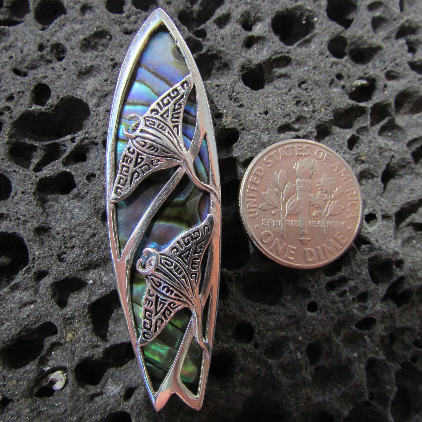 Surfboard Necklace Pendant with Manta Ray Sting Ray Stingray | Sterling Silver | Abalone Shell | Paua Shell