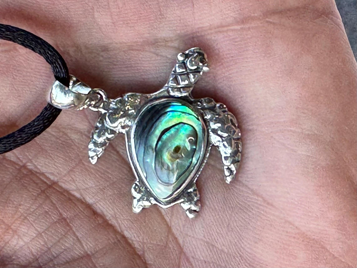Turtle - Hawaiian Honu - Necklace Pendant. Sterling Silver, Abalone Shell.