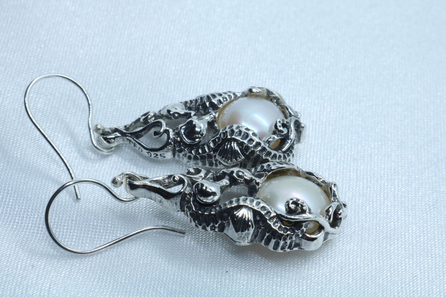 Seahorses Mabe White Pearl Silver Earrings