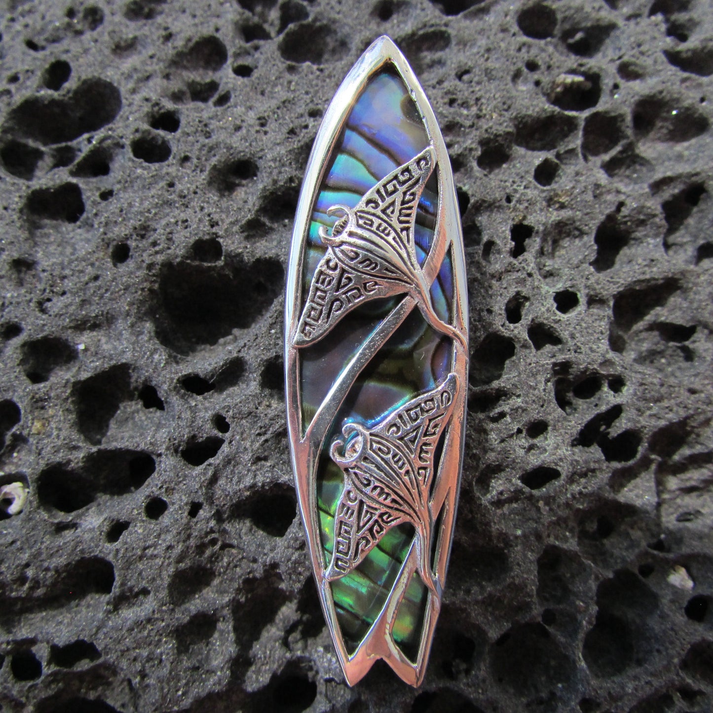 Surfboard Necklace Pendant with Manta Ray Sting Ray Stingray | Sterling Silver | Abalone Shell | Paua Shell