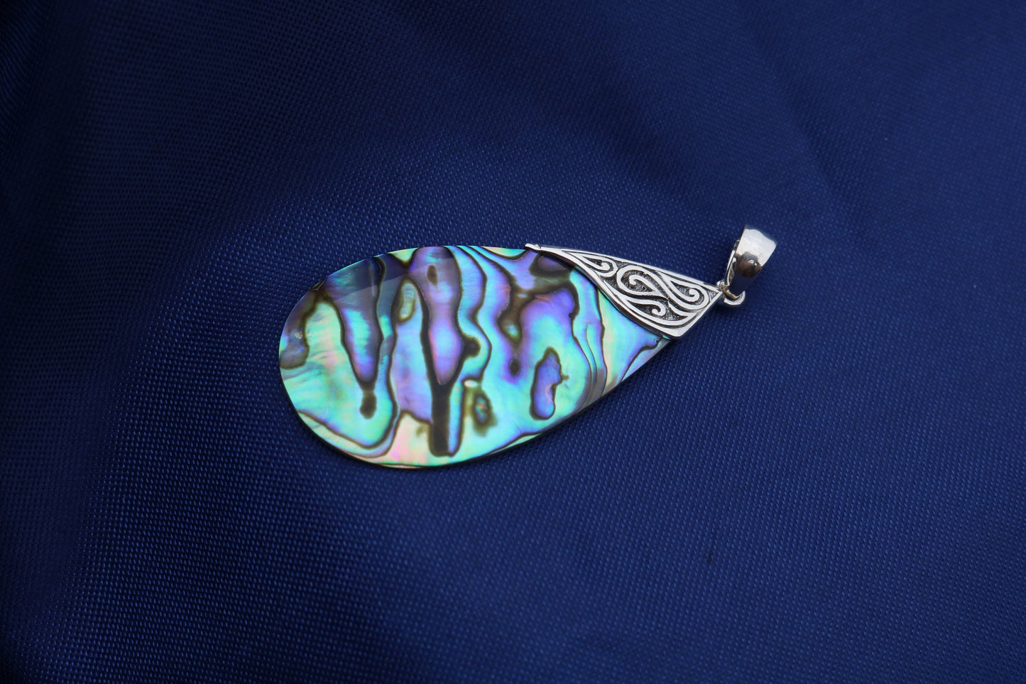 Abalone Paua Shell Teardrop Pendant Necklace. Sterling Silver.