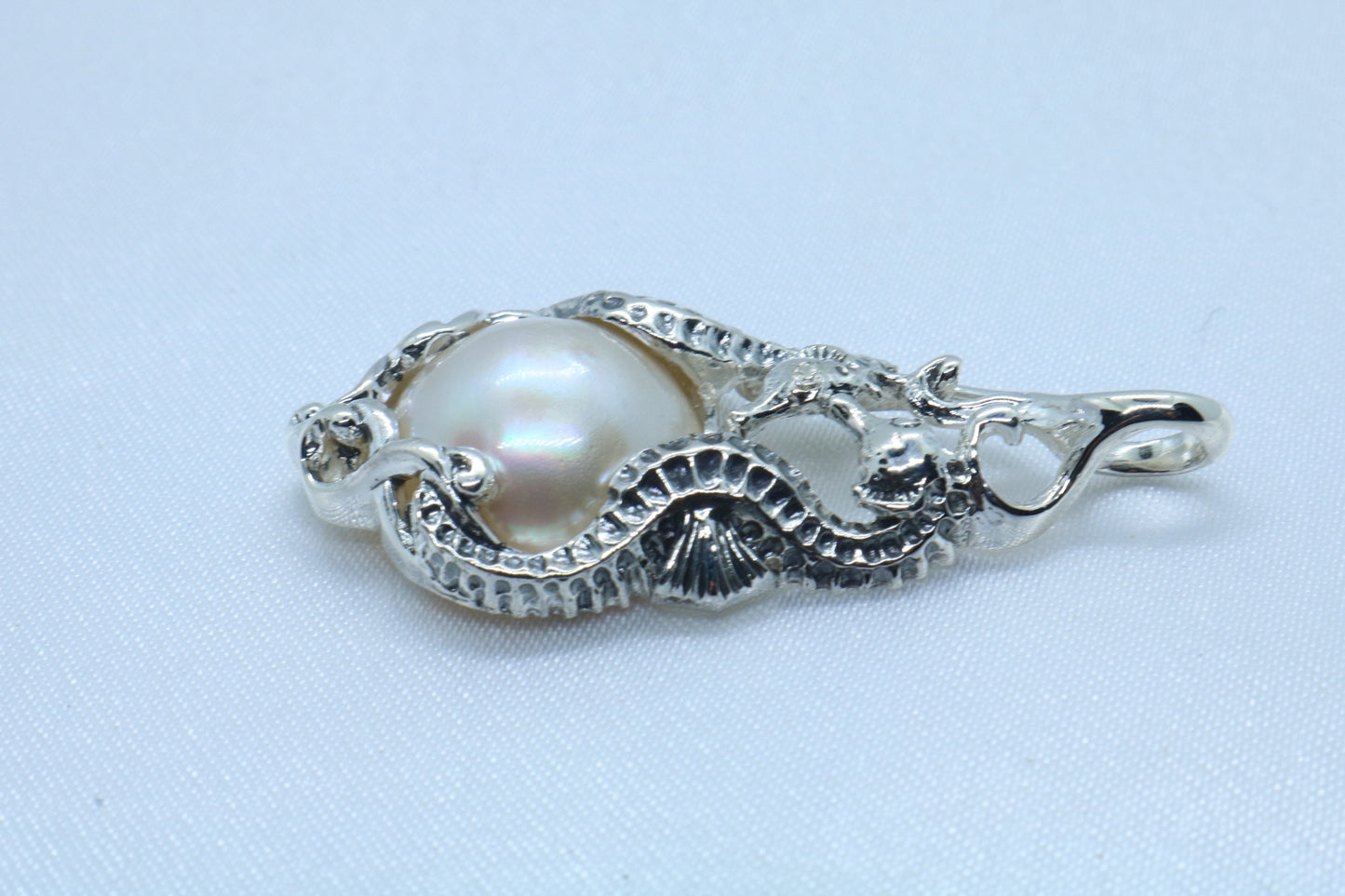 Seahorses Mabe White Pearl Pendant Necklace