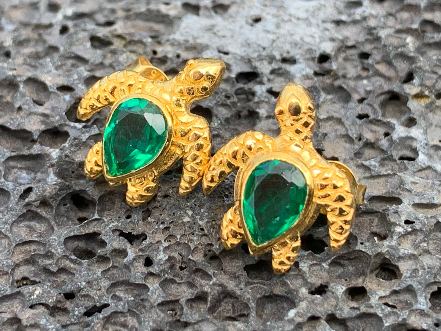 Emerald Turtle Stud Earrings. Gold Vermeil.