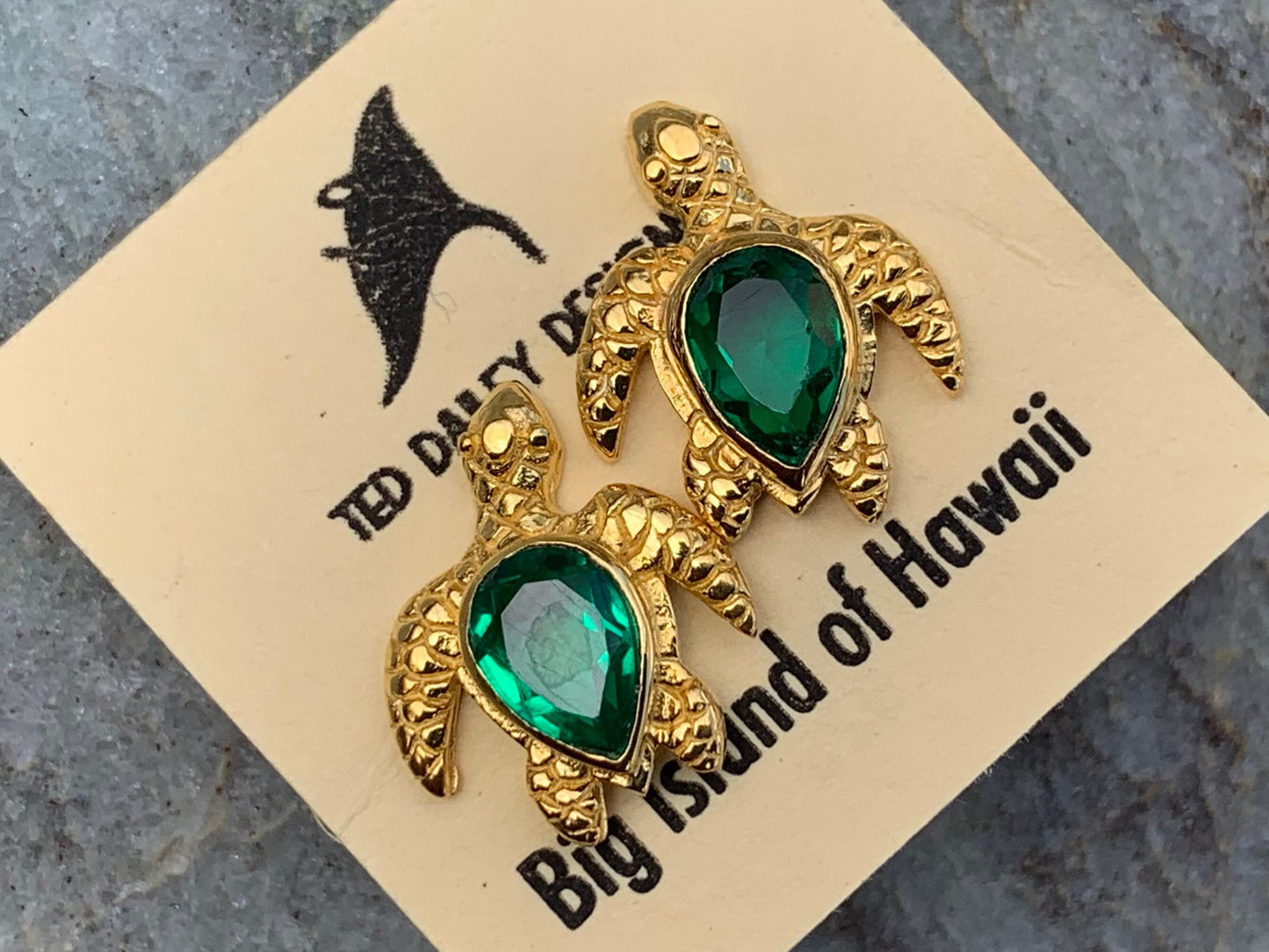 Emerald Turtle Stud Earrings. Gold Vermeil.