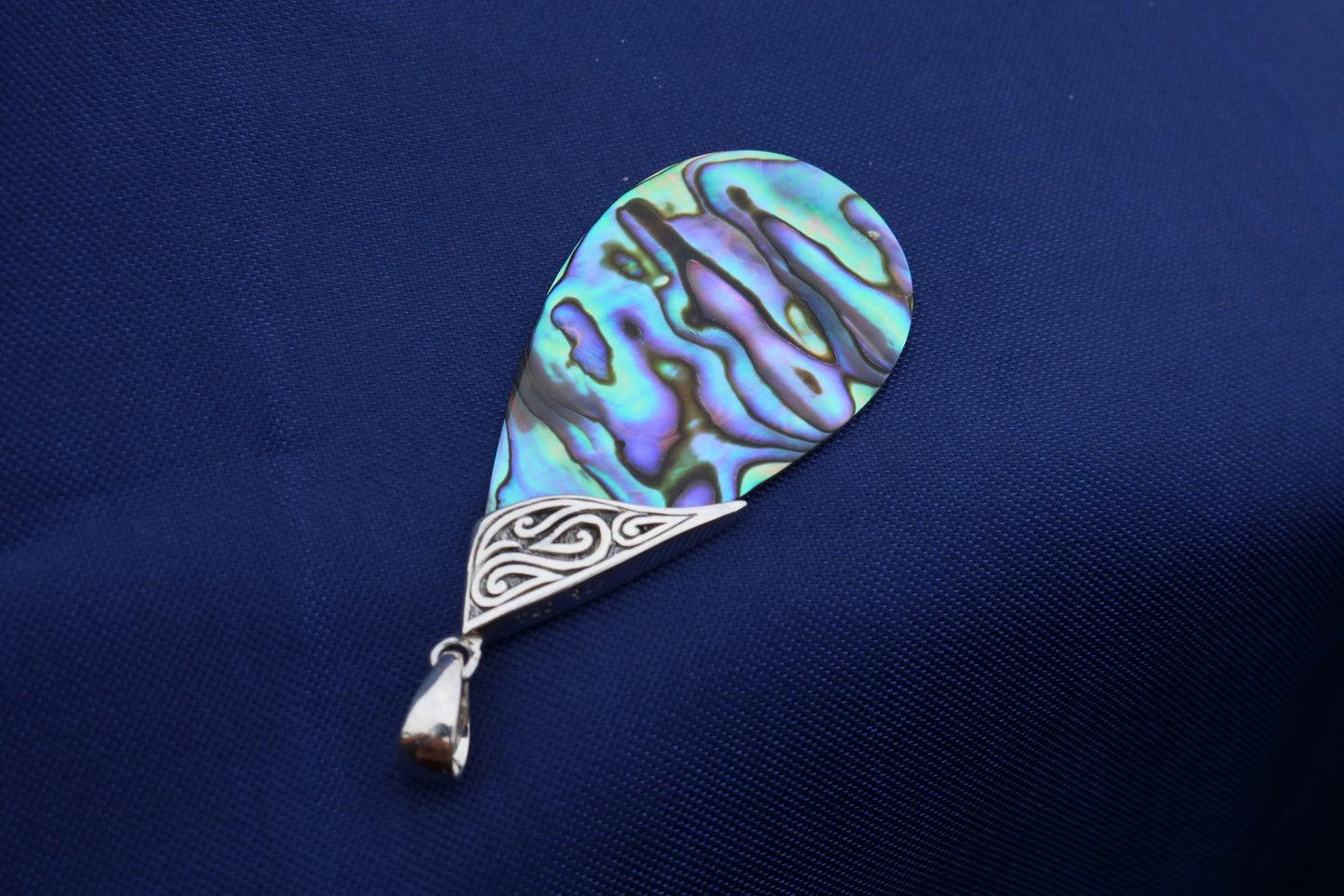 Abalone Paua Shell Teardrop Pendant Necklace. Sterling Silver.