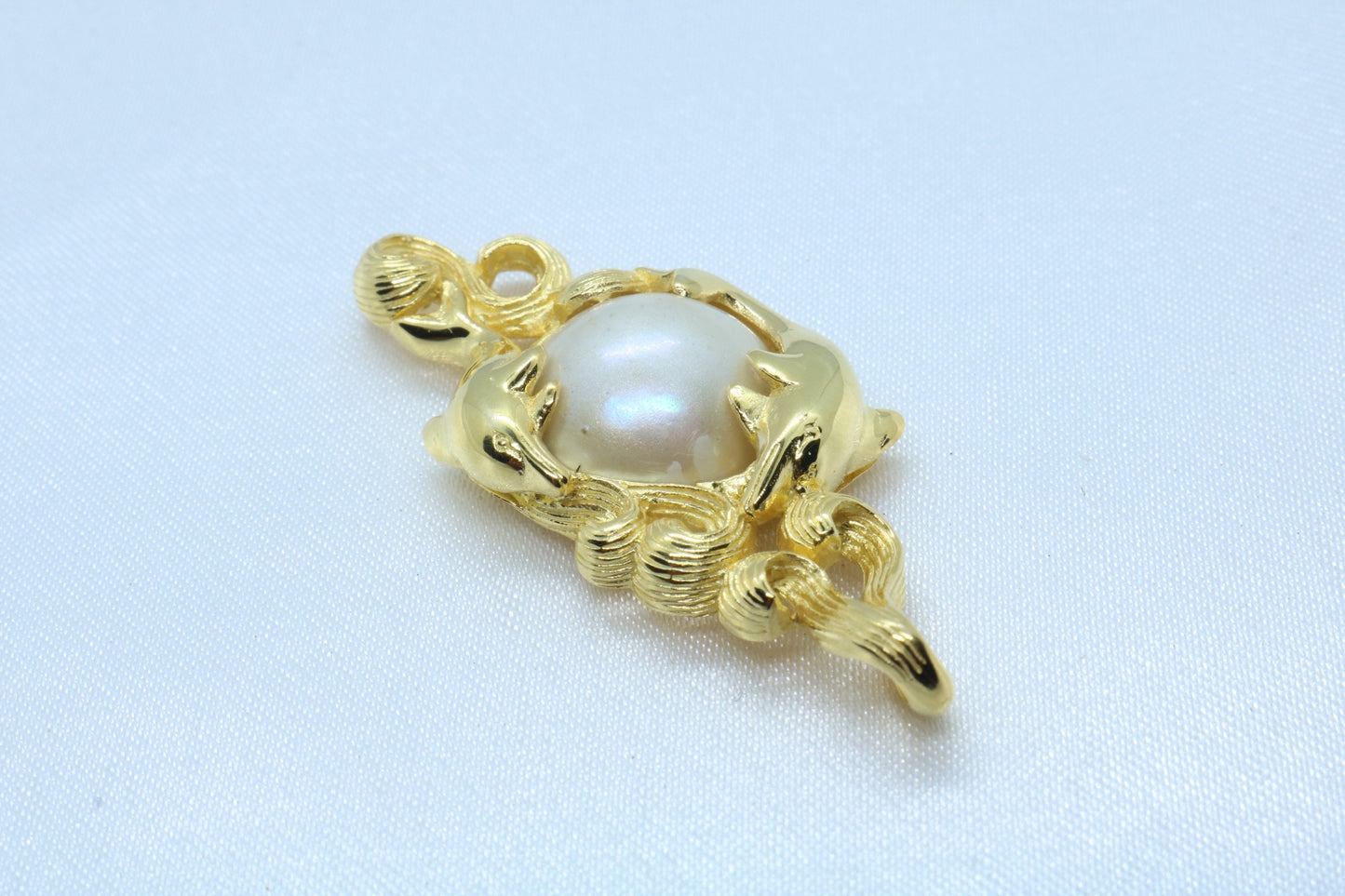 Dolphins Hawaiian Naia 18k Gold Vermeil Mabe White Pearl Necklace Pendant