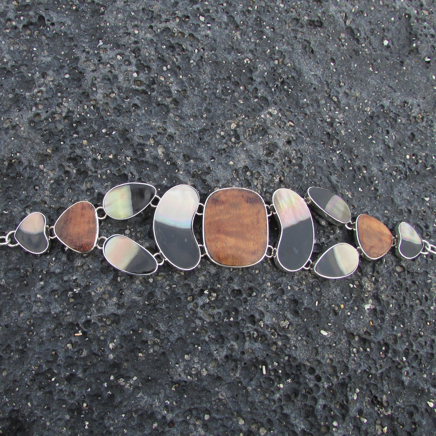 Bracelet | Hawaiian Koa Wood | Black Lip Ouster | Sterling Silver