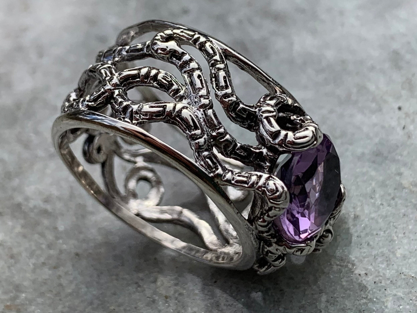 Octopus Ring. Amethyst, Sterling Silver.