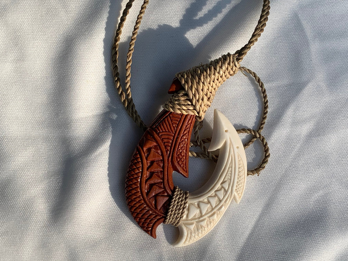Hawaiian Makau Polynesian Matau Maui Carved Fish Hook Necklace. Bone, Wood.
