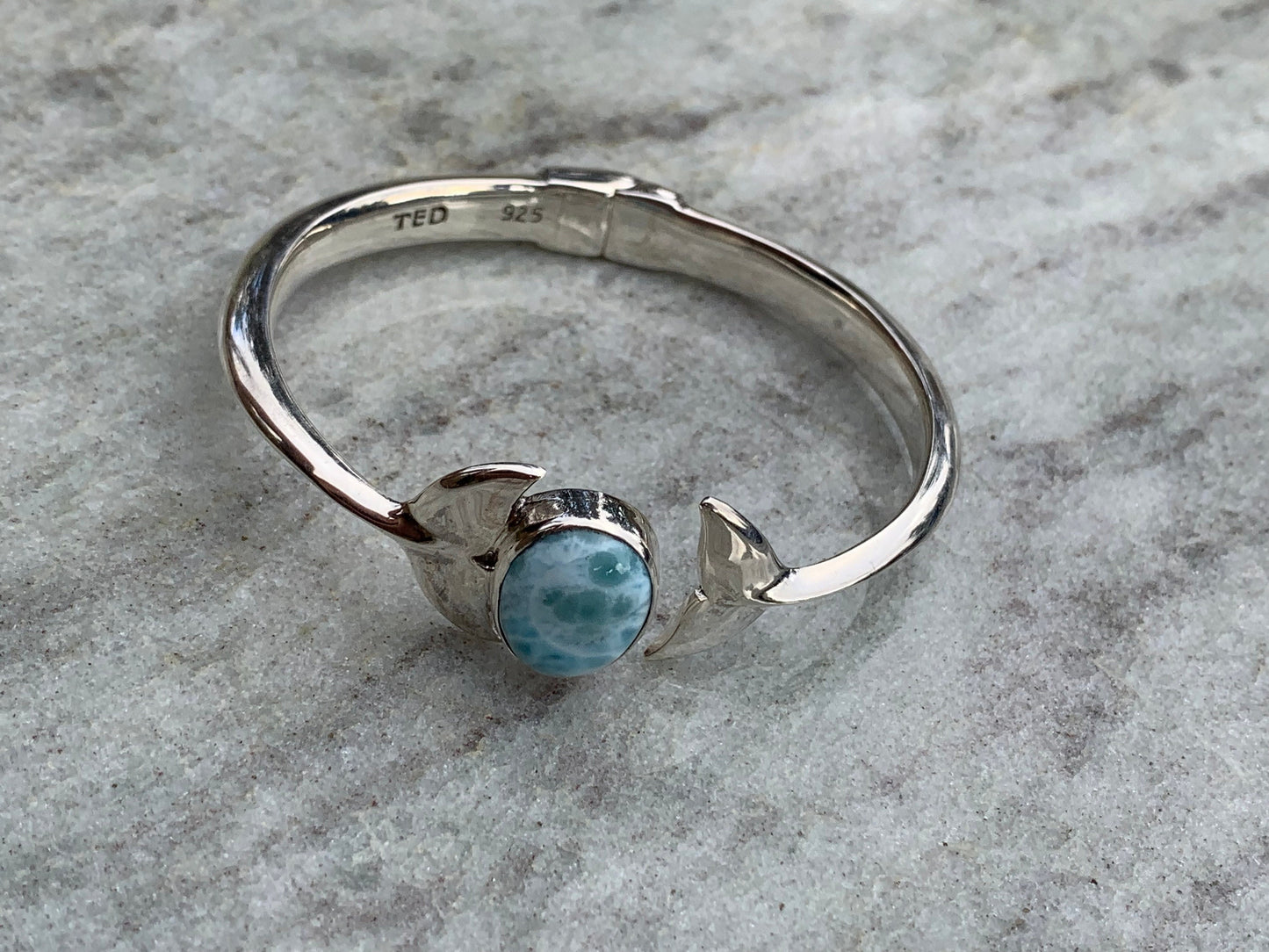 Whale tail bracelet. Larimar, Sterling Silver.