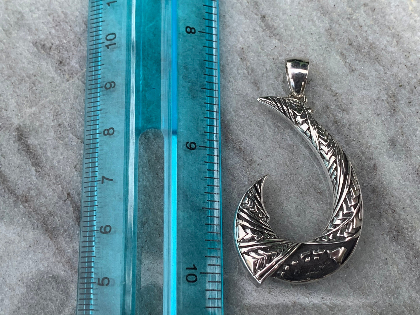 Maui Hook Hawaiian Islands Chain - Kauai Oahu Maui Big Island Tribal Design Necklace Pendant. Sterling Silver.