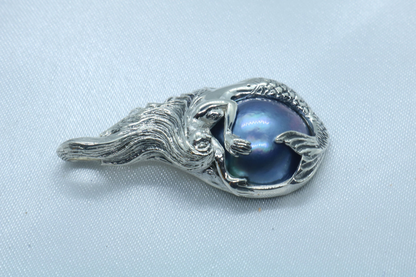 Mermaid Blue Mabe Pearl Silver Pendant Necklace