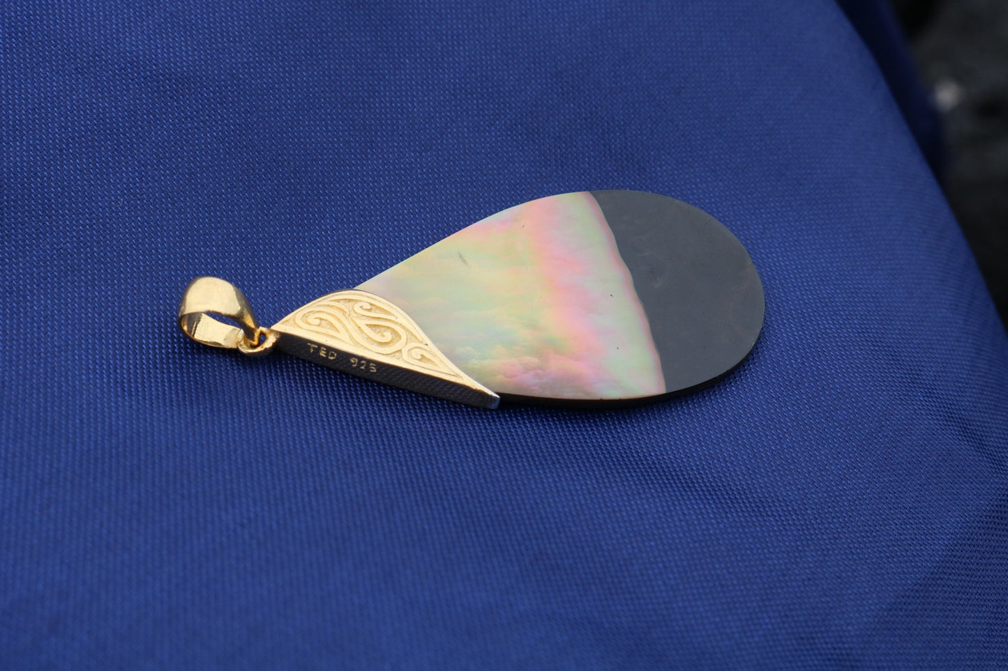 18K Gold Vermeil Black Oyster Rainbow Teardrop Pendant Necklace Tribal Design. Sterling Silver.