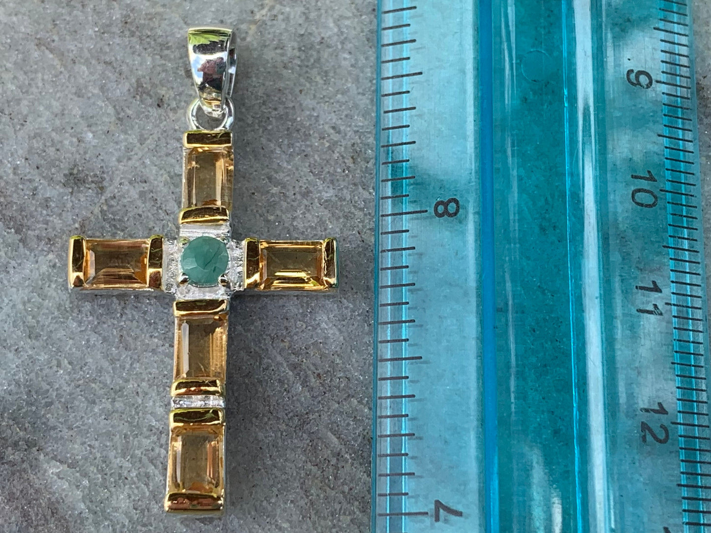 Cross Pendant Necklace. Citrines and Emerald  (in the middle). Sterling Silver, 18k gold.