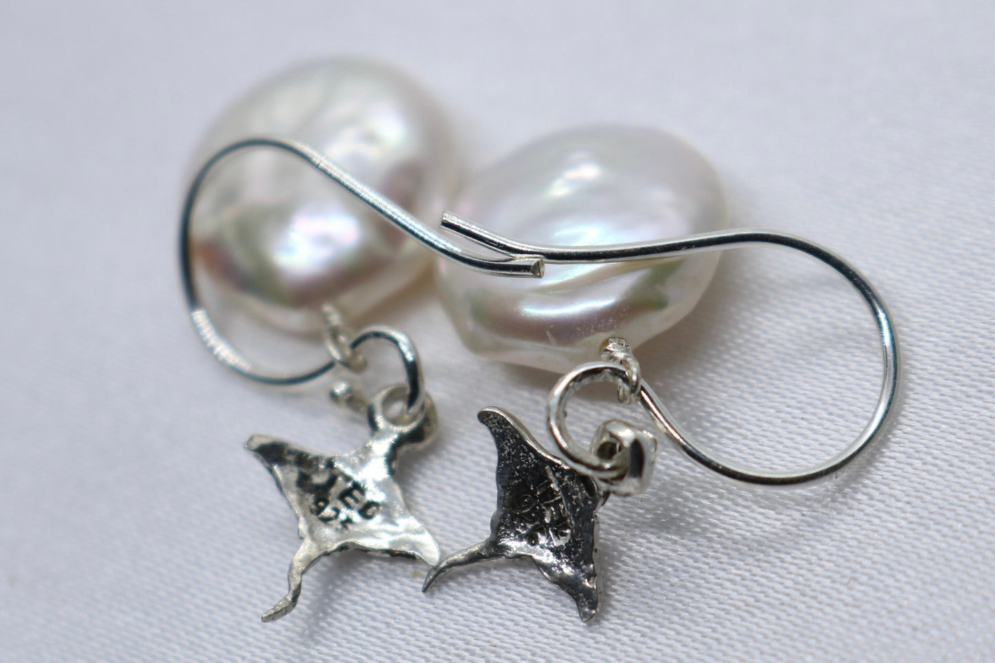 Manta Ray Pearl Silver charm coin earrings