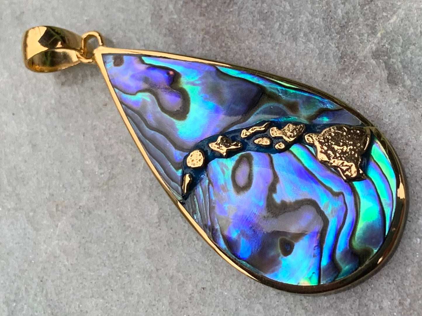 Hawaiian Islands Chain Necklace Pendant. Kauai, Oahu, Maui, Big Island of Hawaii. Silver, 18k Gold, Abalone Paua Shell.