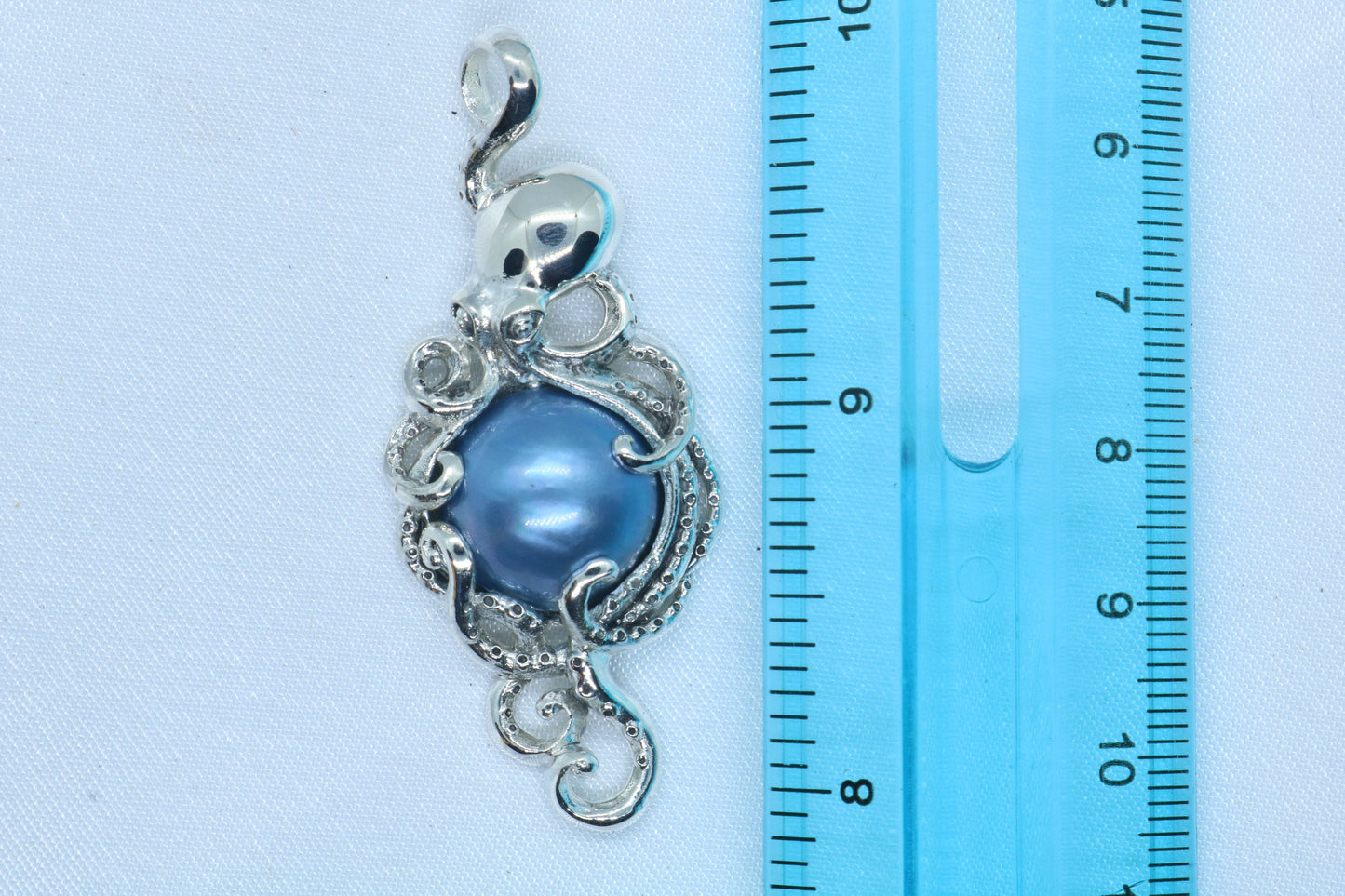 Octopus Blue Mabe Pearl Silver Pendant Necklace (Hawaiian Hee)