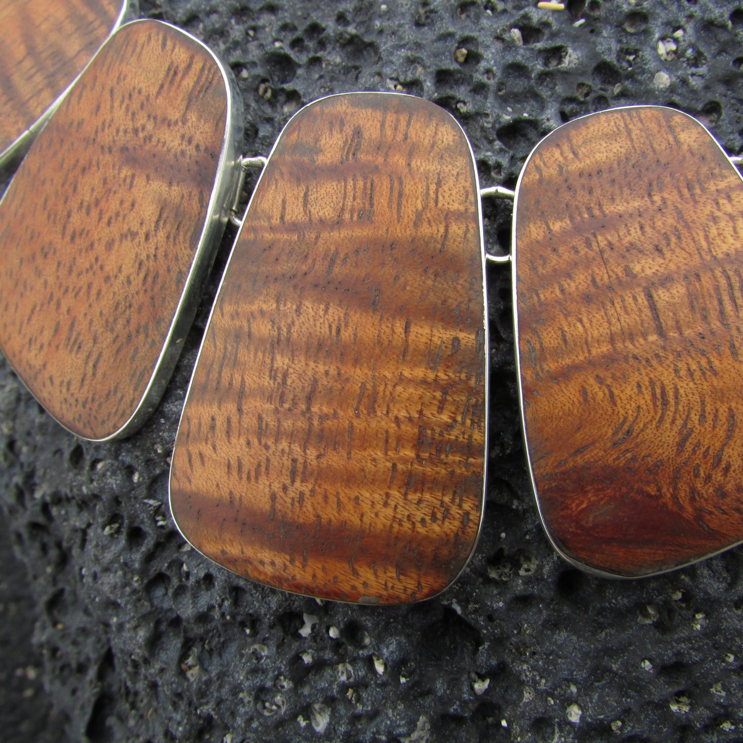 Rare Hawaiian Koa Wood Necklace | Collar