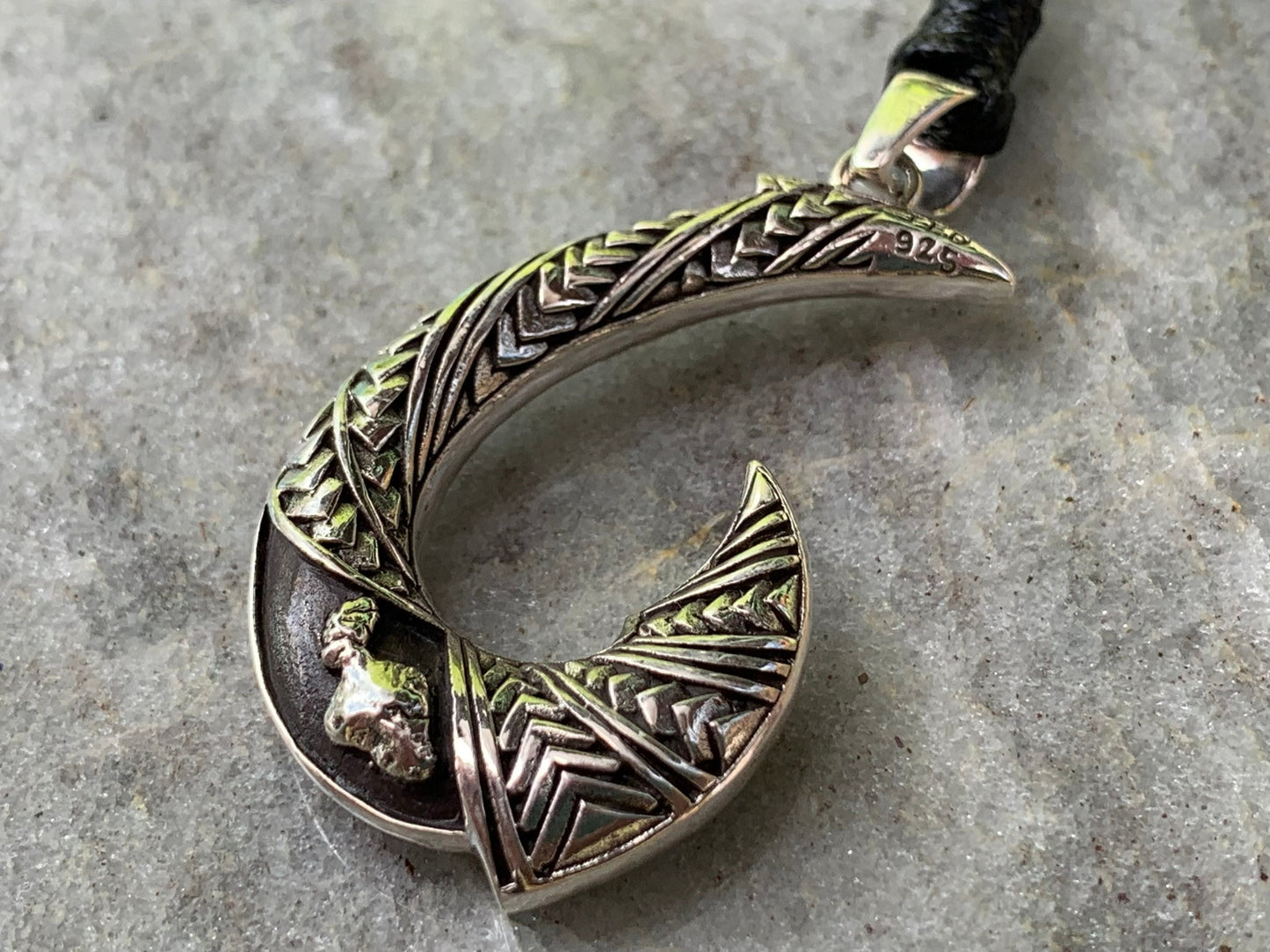 Hawaiian Maui Island Fishing Hook Tribal Necklace Pendant. Sterling Silver.