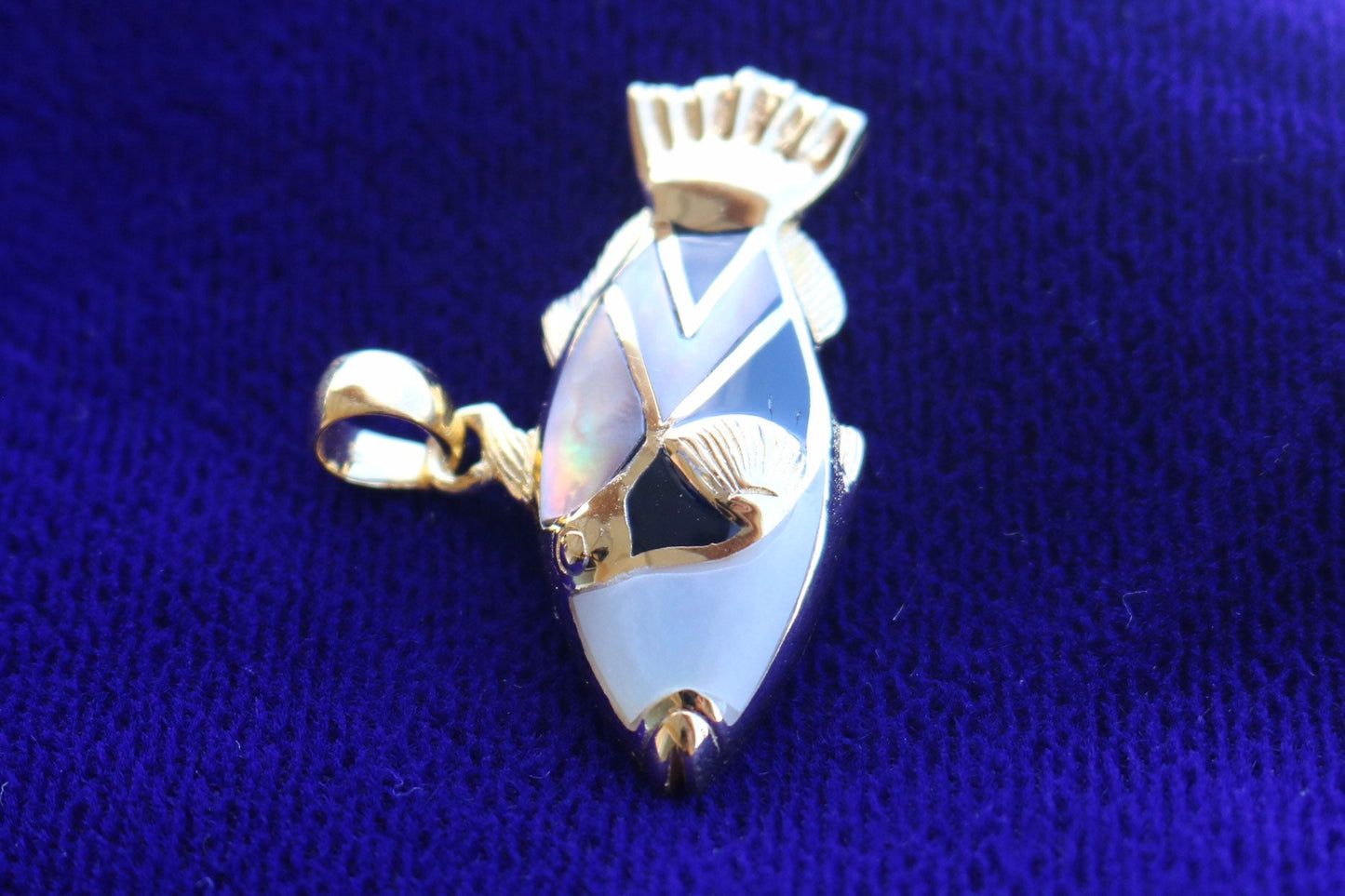 Humuhumunukunukuapua’a (Trigger Fish) Hawaiian State Fish Necklace Pendant. 18k Gold Vermeil, Silver, Mother of Pearl.