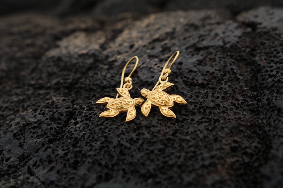 18K Gold Vermeil Tutrtle Earrings .