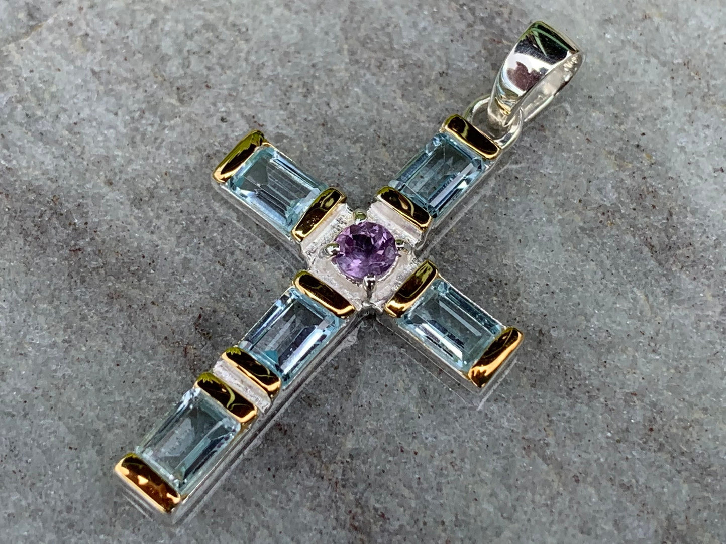 Cross Pendant Necklace. Blue topaz and Amethyst (in the middle). Sterling Silver, 18k gold.