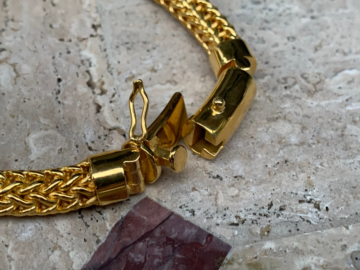 18K Gold Vermeil Peridot Bracelet. Hawaiian Turtle (Honu) and Manta Ray (Hahalua) Design.