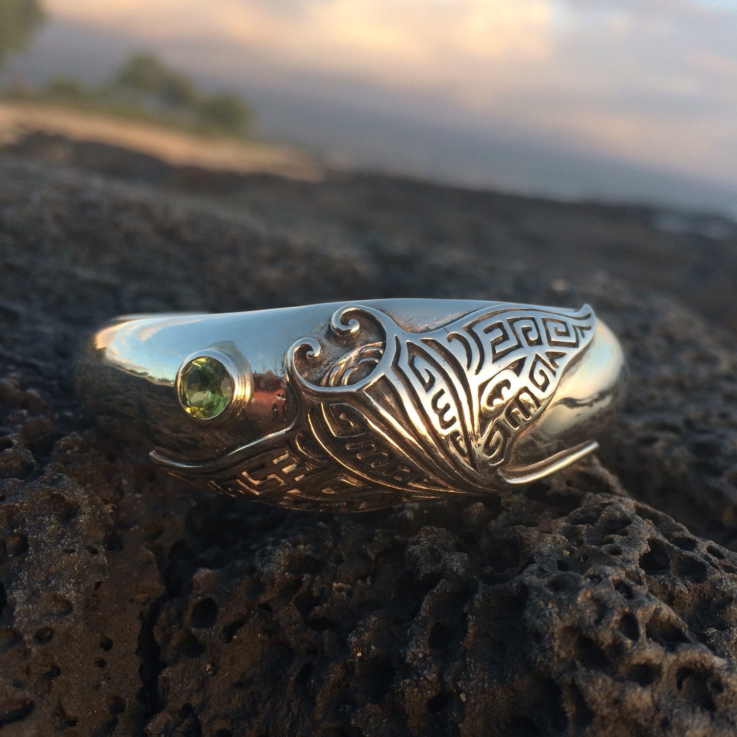 Manta Ray Stingray Bracelet Cuff. Sterling Silver. Peridot or Blue Topaz of your choice.