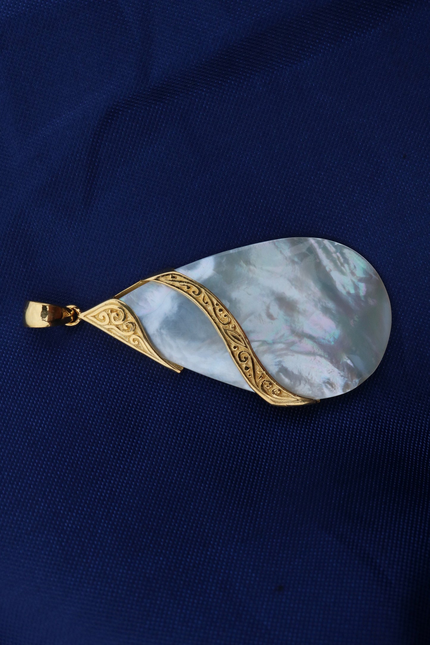 Teardrop Mother of Pearl 18k Gold Vermeil Necklace Pendant