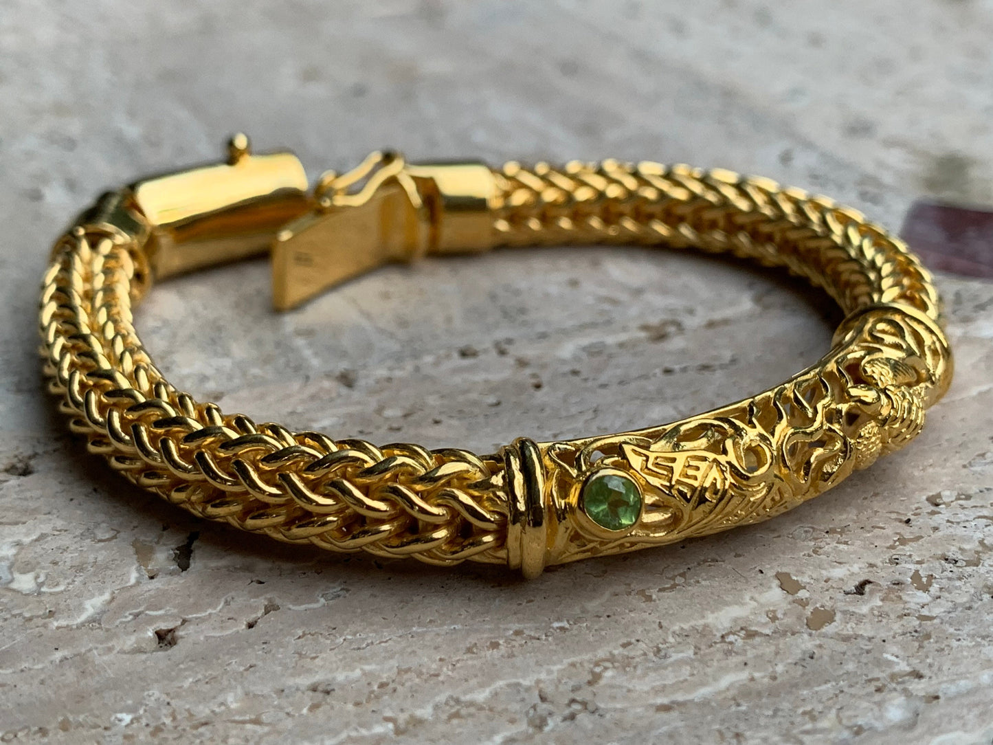 18K Gold Vermeil Peridot Bracelet. Hawaiian Turtle (Honu) and Manta Ray (Hahalua) Design.