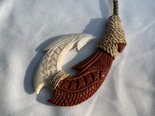 Hawaiian Makau Polynesian Matau Maui Carved Fish Hook Necklace. Bone, Wood.