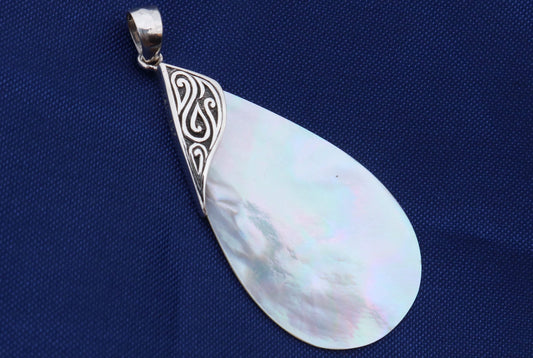 Mother of Pearl Teardrop Pendant Necklace. Sterling Silver.