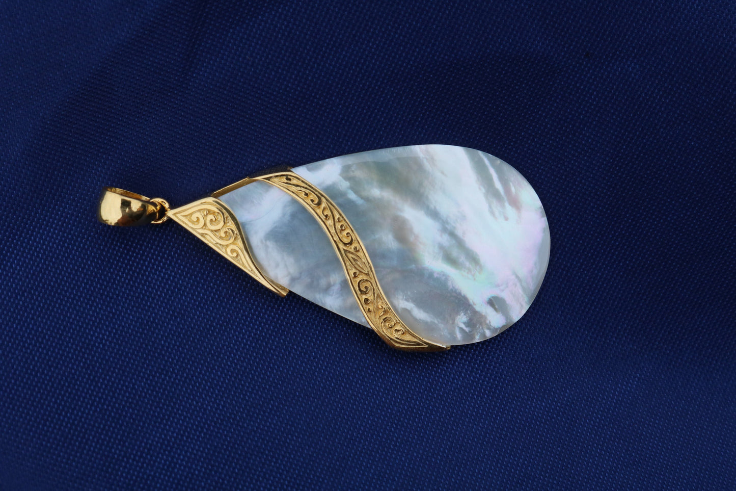 Teardrop Mother of Pearl 18k Gold Vermeil Necklace Pendant