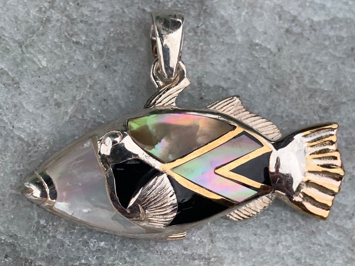 Humuhumunukunukuapua’a (Trigger Fish) Hawaiian State Fish Necklace Pendant. Silver, Mother of Pearl, Black Lip Oyster Shell.