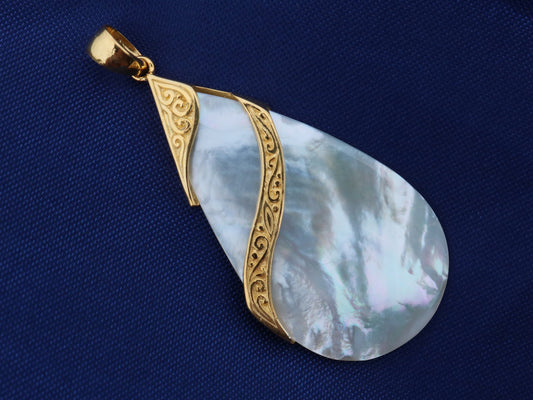 Teardrop Mother of Pearl 18k Gold Vermeil Necklace Pendant