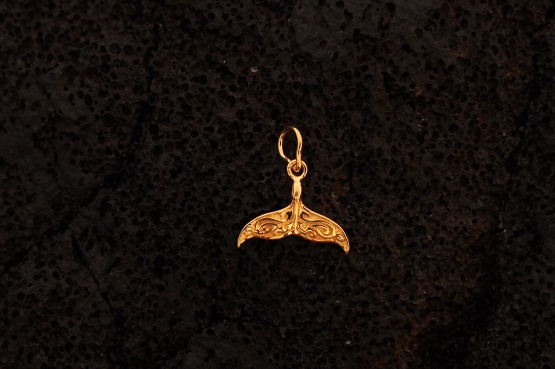 18K Gold Vermeil Whale Tail Necklace Pendant.