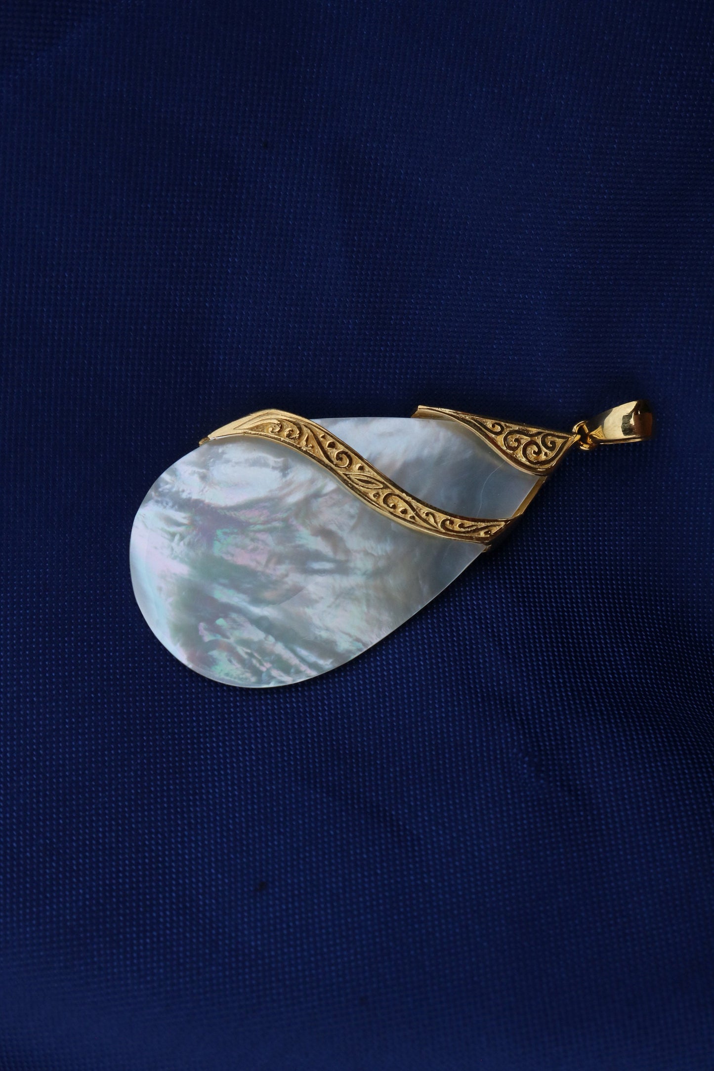 Teardrop Mother of Pearl 18k Gold Vermeil Necklace Pendant