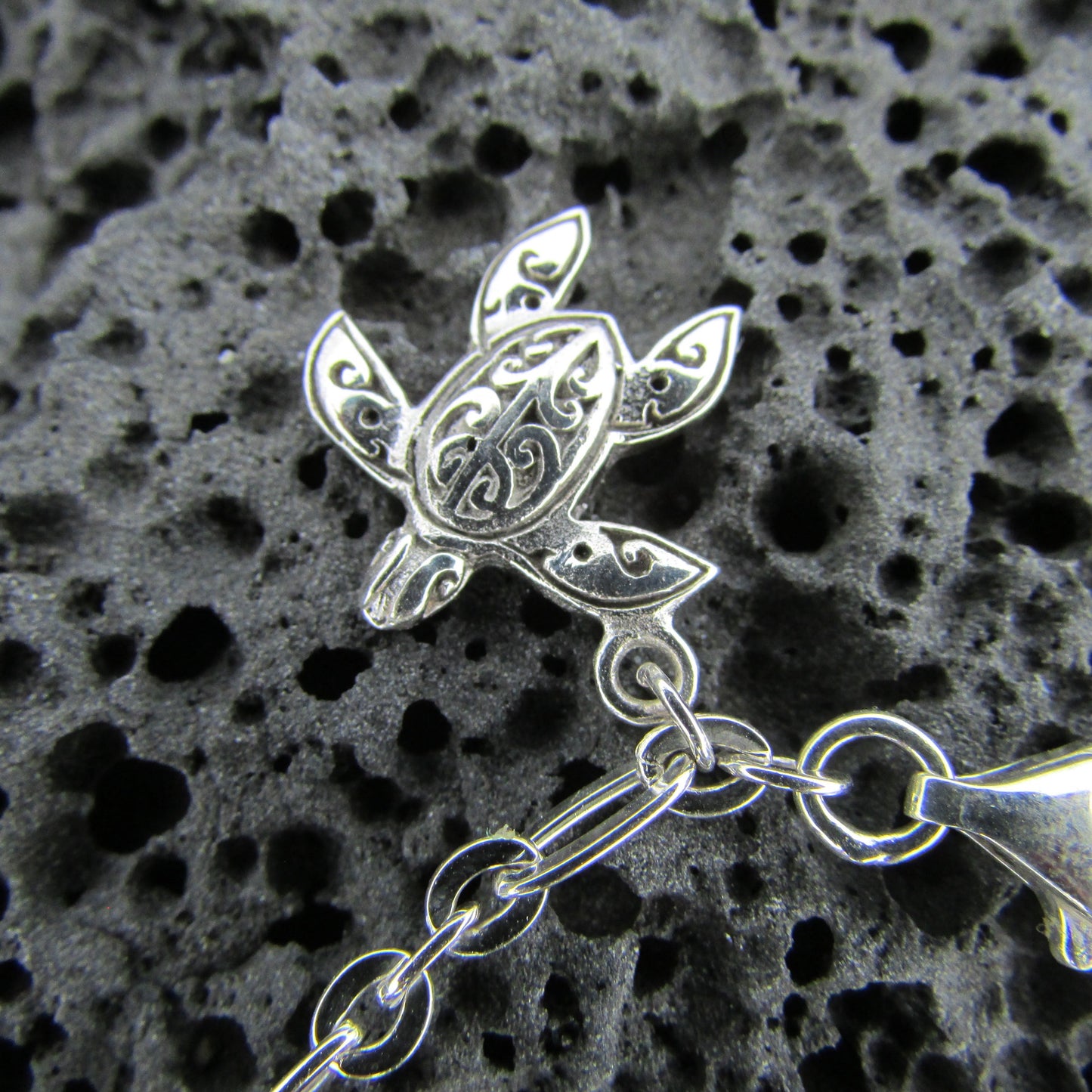 Charm Bracelet | Dolphin | Manta Ray | Seahorse | Sea Turtle | Whale Tail | Sterling Silver | Abalone Paua Shell | Ocean | Beach | Gift