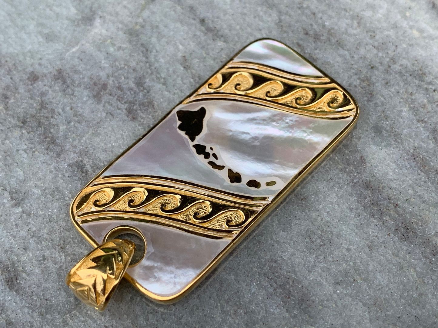 Hawaiian Islands Tribal Design Reversible Pendant Necklace. Sterling Silver, Mother of Pearl.