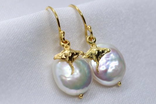 Manta Ray Pearl 18k gold vermeil charm earrings