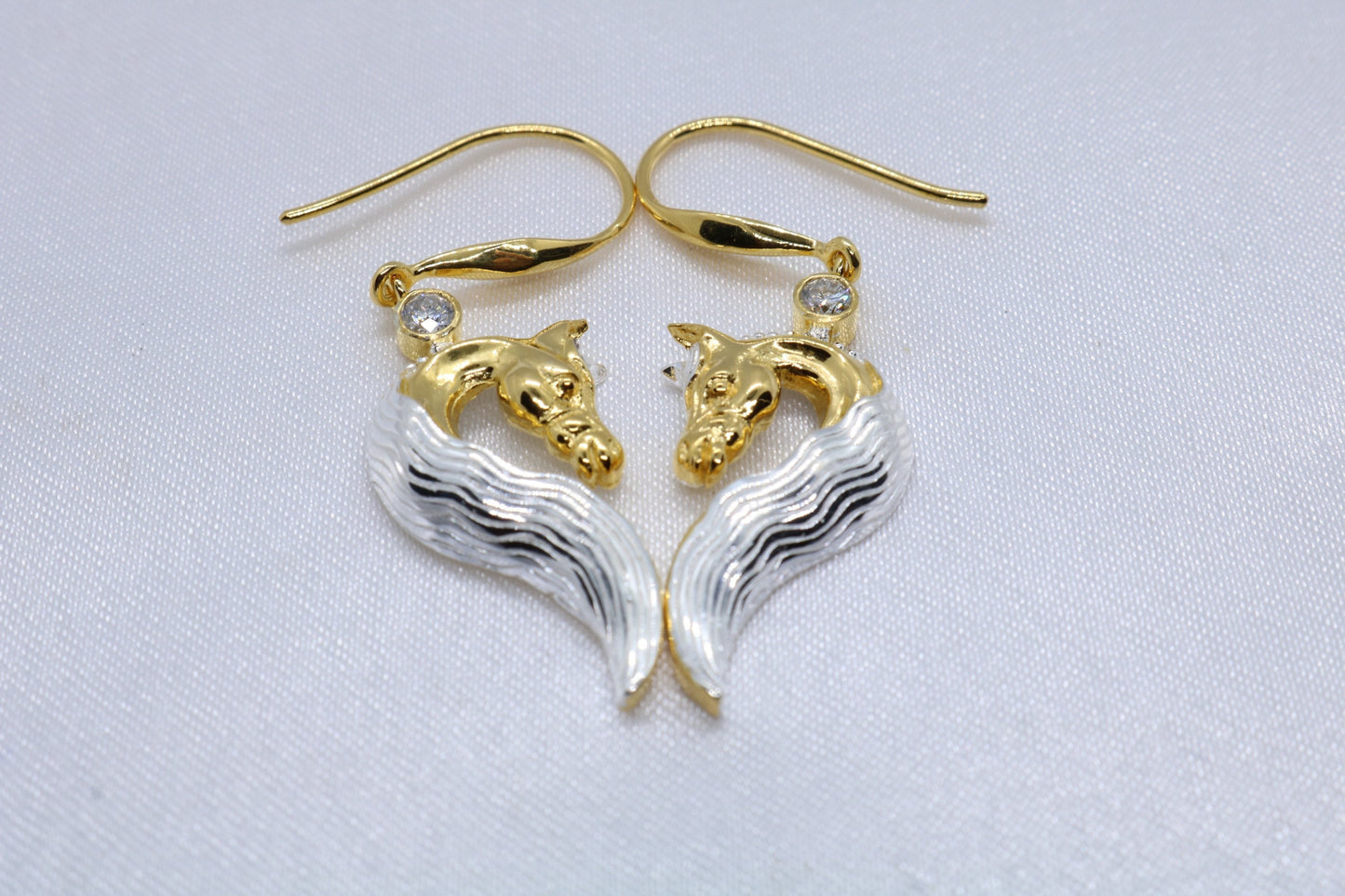 Horses Heart Earrings. 3mm Diamond, or Zircon. 18K Gold Vermeil, Silver.