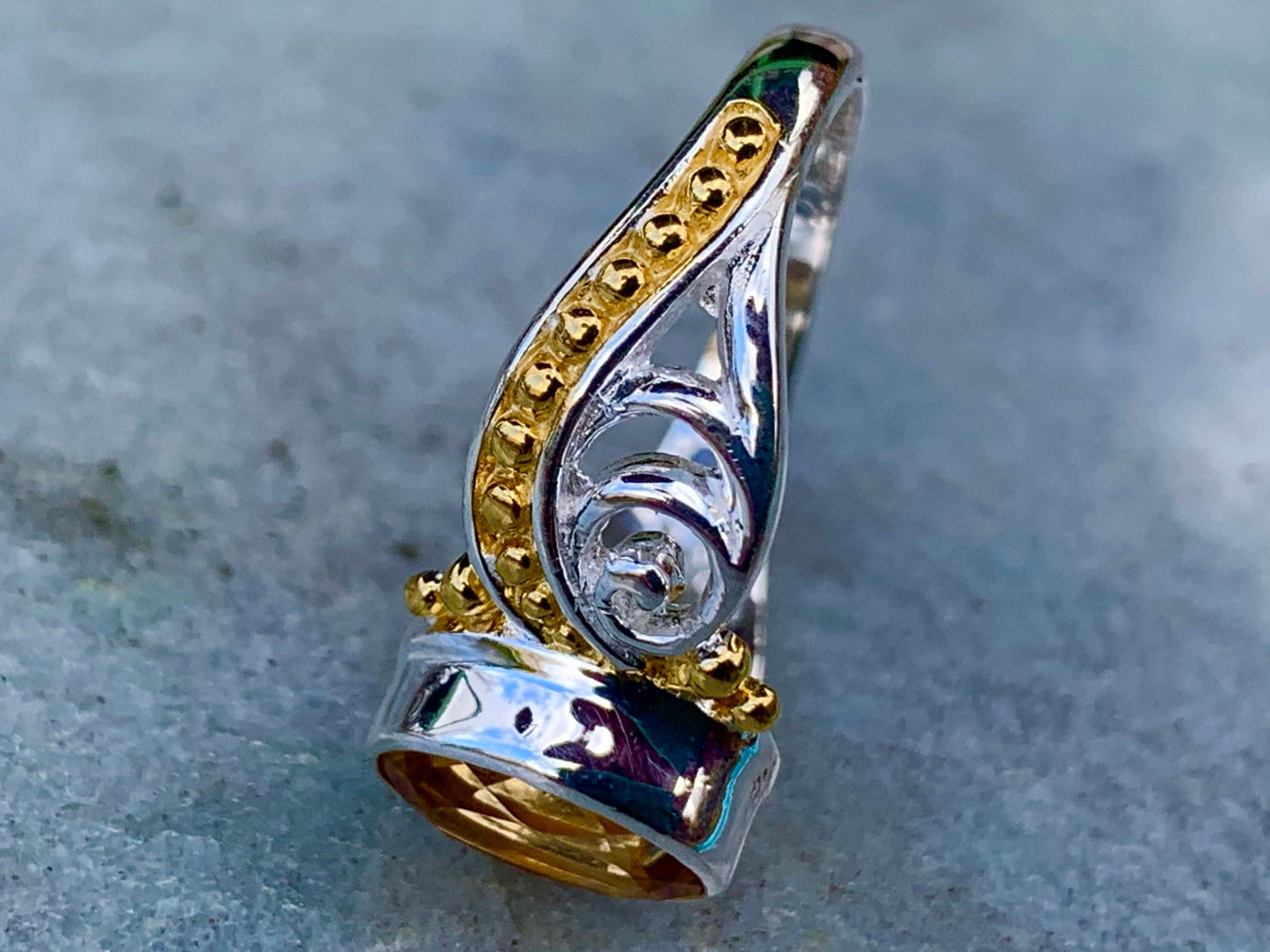Citrine Wave Ring. Silver, Gold.