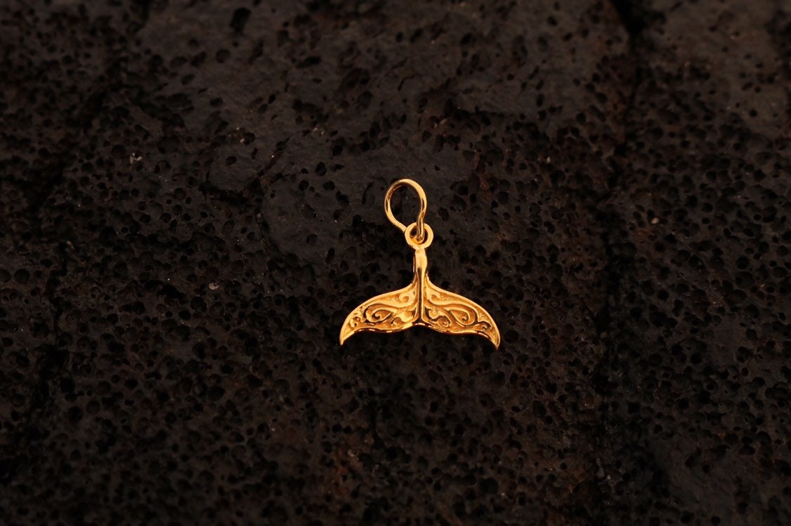 18K Gold Vermeil Whale Tail Necklace Pendant.