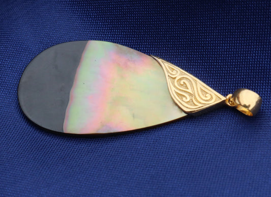 18K Gold Vermeil Black Oyster Rainbow Teardrop Pendant Necklace Tribal Design. Sterling Silver.