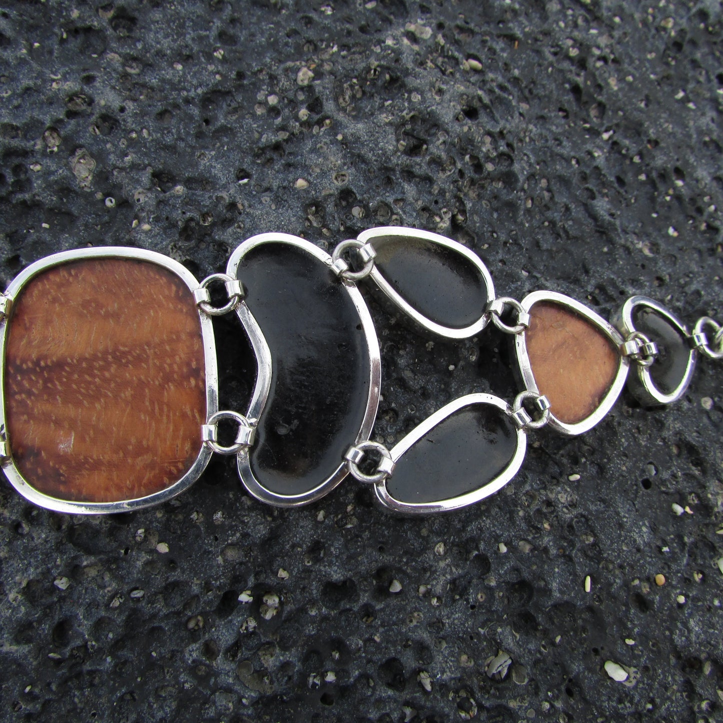 Bracelet | Hawaiian Koa Wood | Black Lip Ouster | Sterling Silver