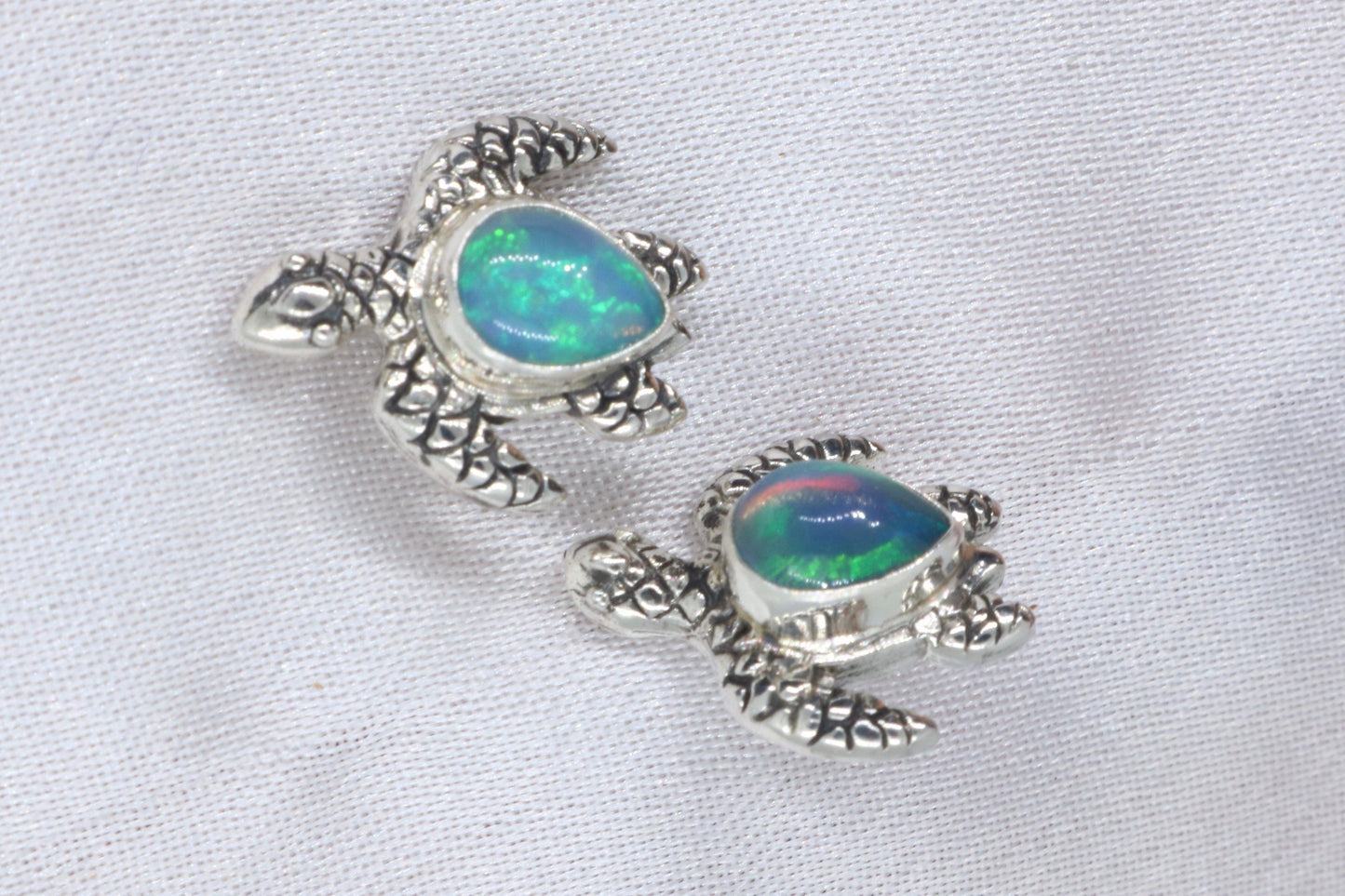 Opal Turtles Hawaiian Honu Silver Mother of Pearl Stud Earrings